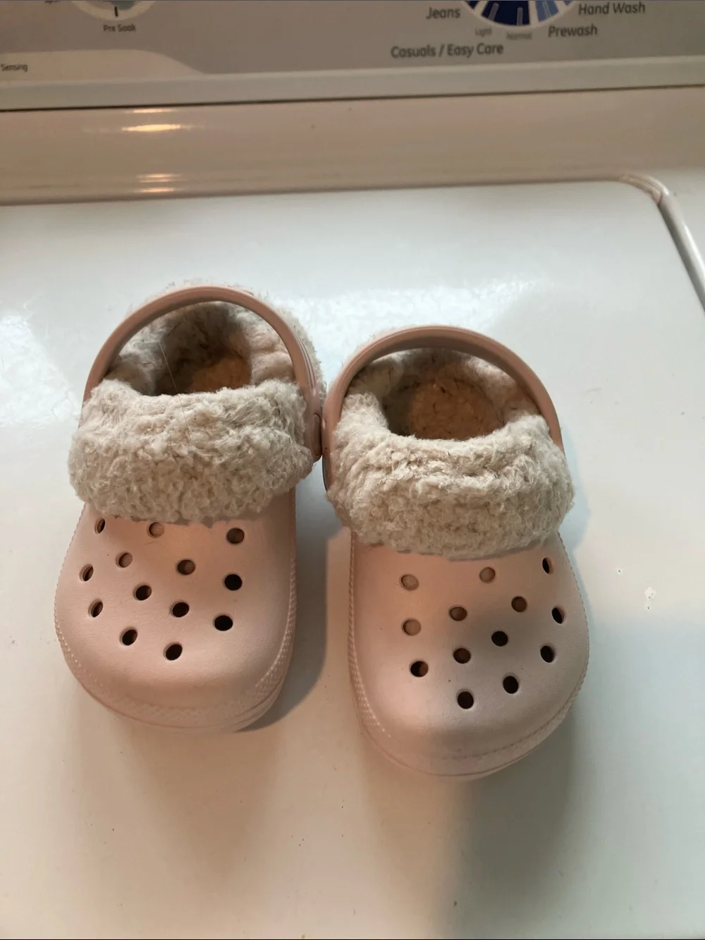 CROCS Kids Light Pink Fuzz-Lined Clog toddler 7